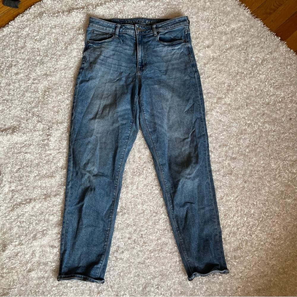 American eagle mom jeans